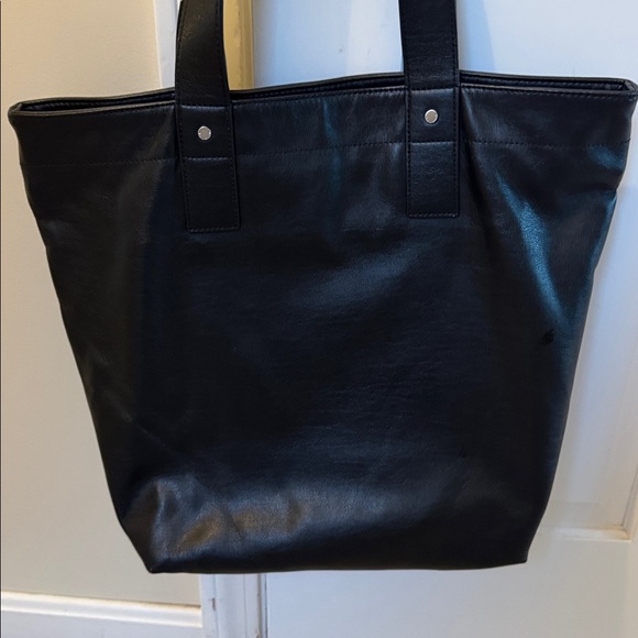 lululemon athletica Classic Black Tote - Picture 3 of 7